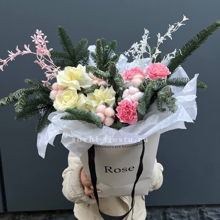 Цветочная сумка с нобилисом в Владикавказе