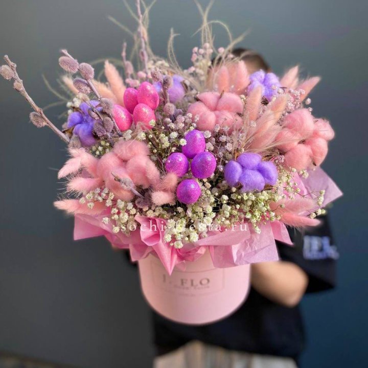 Сухоцветы в коробке  в Владикавказе