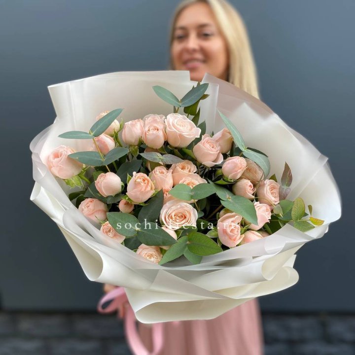 Букет кустовых роз "Фреш" в Владикавказе