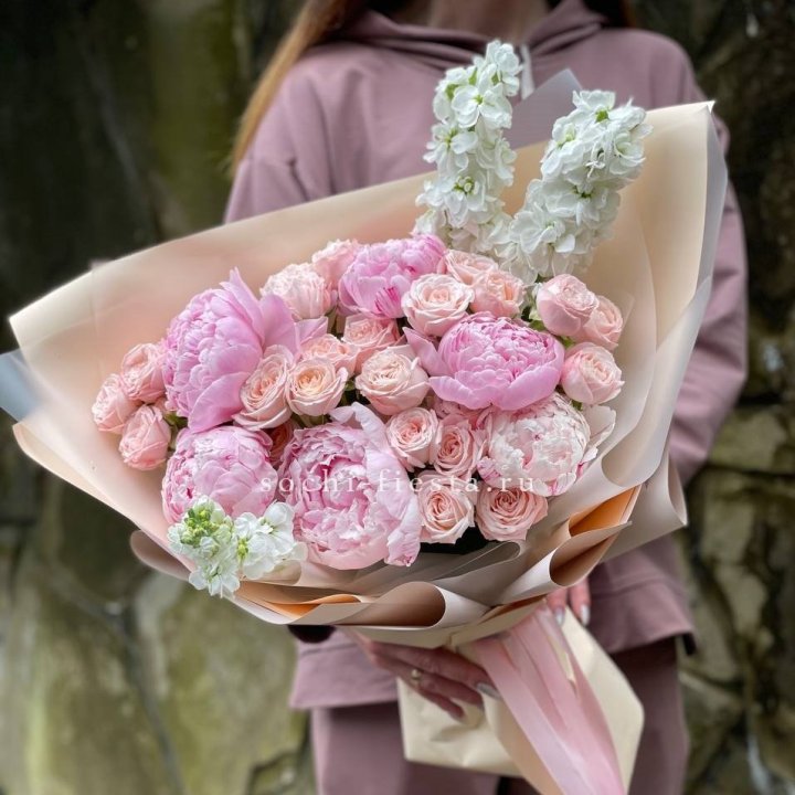 Букет с пионами №1 в Владикавказе