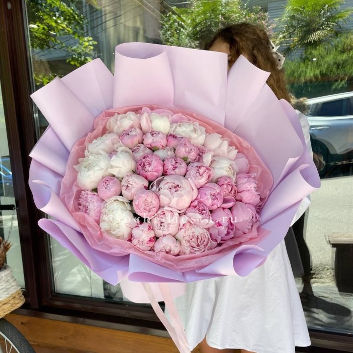 51 розовый пион в Владикавказе
