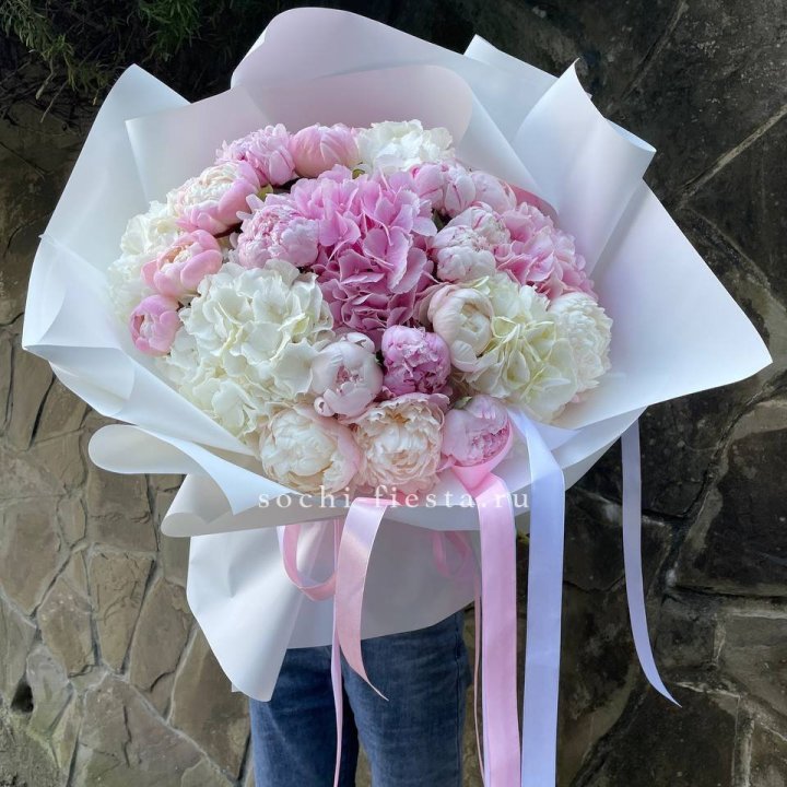 Букет "Пионы и Гортензии" в Владикавказе