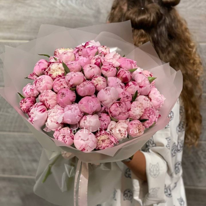 51 розовый пион в Владикавказе