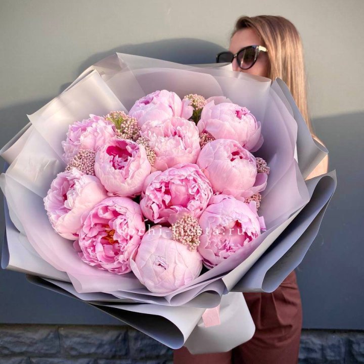 Букет с пионами "Стайл" в Владикавказе