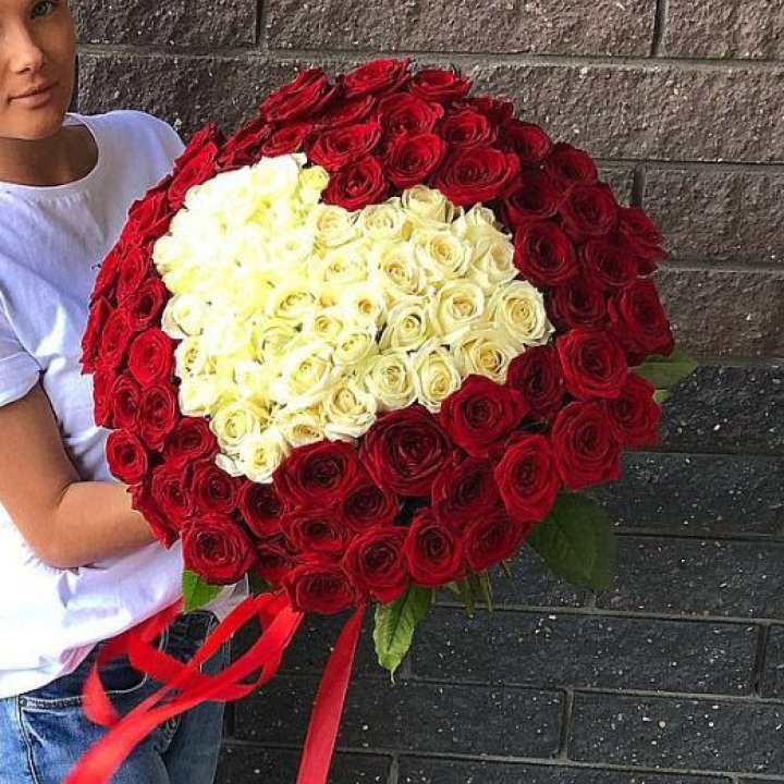 101 роза "Сердце" в Владикавказе