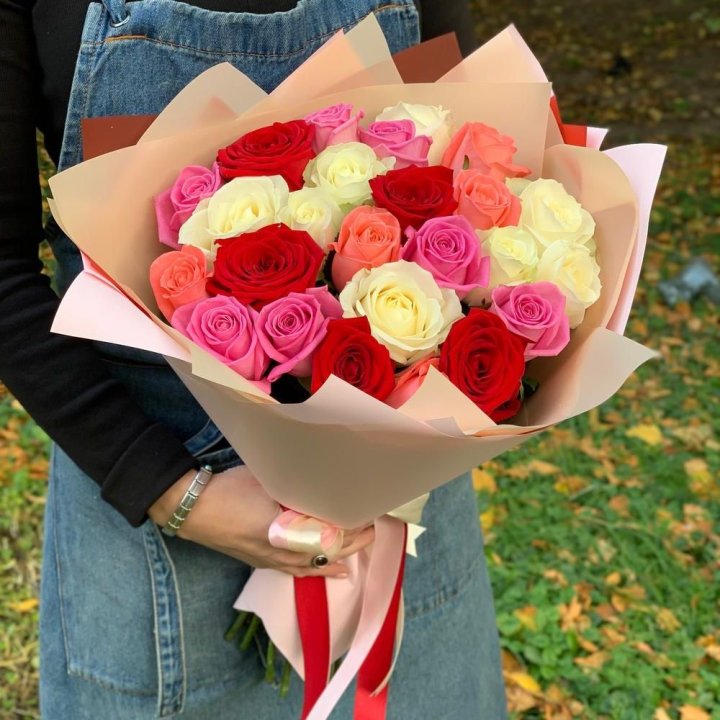 25 роз "Карусель" в Владикавказе