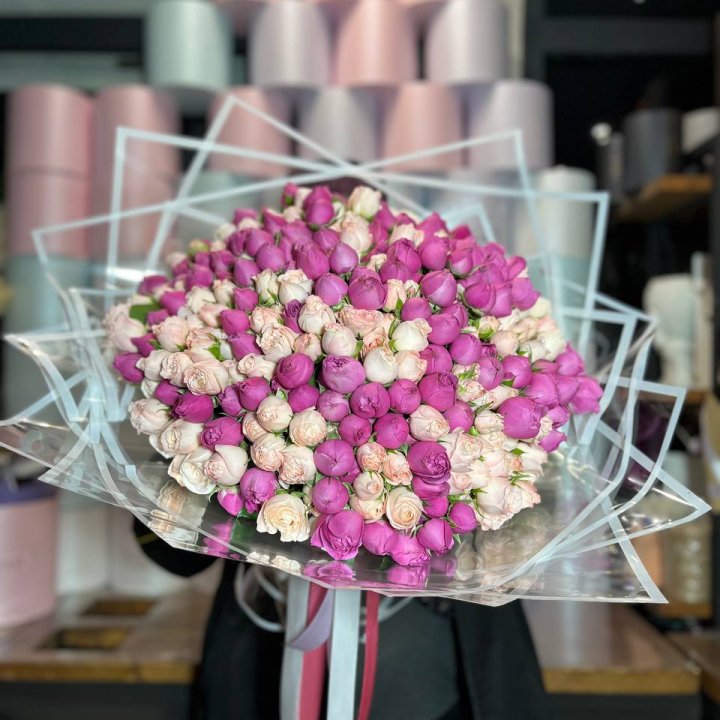 101 кустовая пионовидная роза в Владикавказе