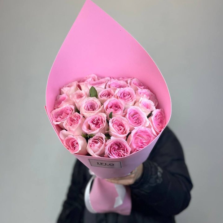 25 нежных роз в Владикавказе