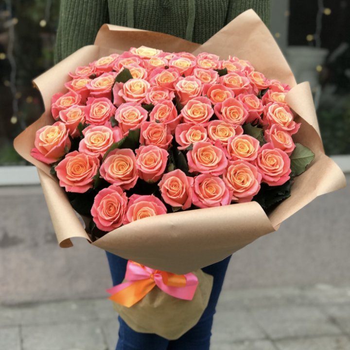 55 роз мисс пигги в Владикавказе