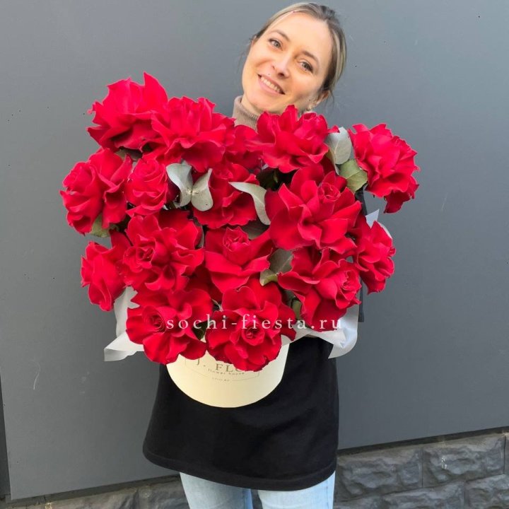 17 Французских роз в боксе в Владикавказе