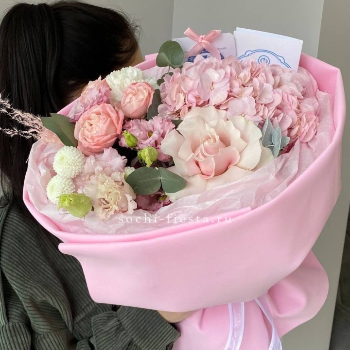 Авторский букет "Пинки" в Владикавказе