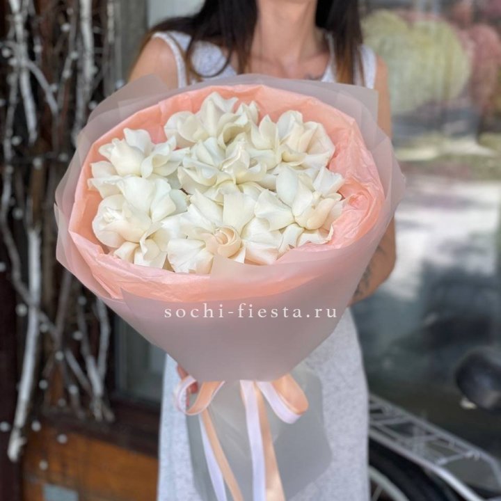 7 Белых французских роз в Владикавказе