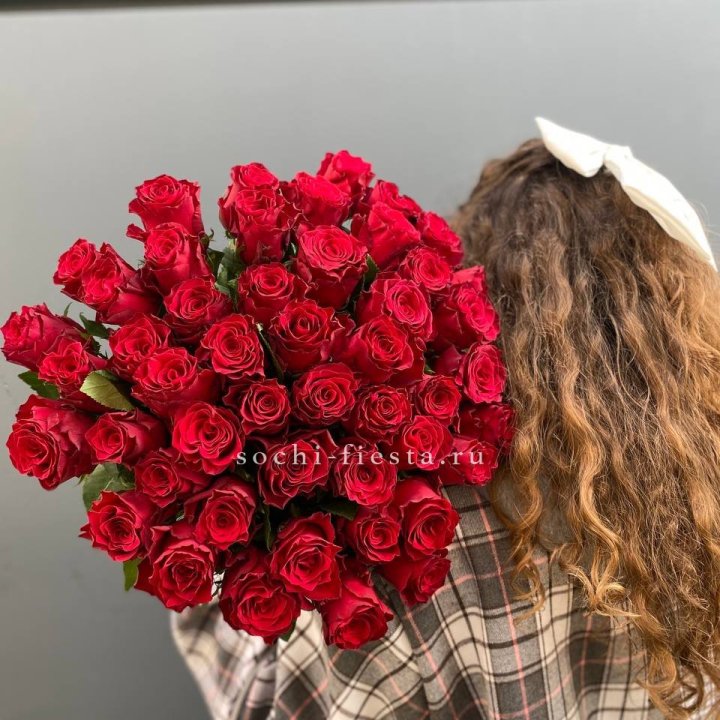 51 красная роза в Владикавказе