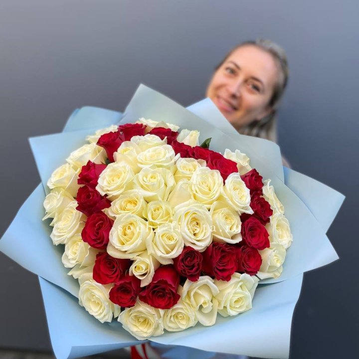51 роза "Сердце" в Владикавказе