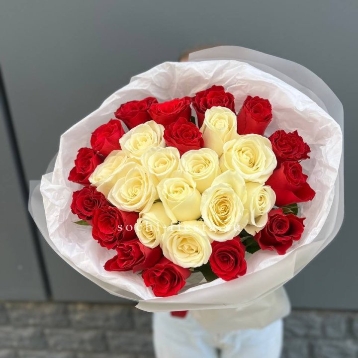 27 роз микс в Владикавказе