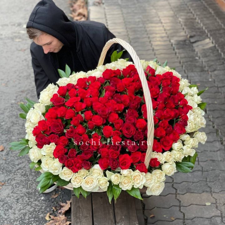 201  роза в корзине   в Владикавказе