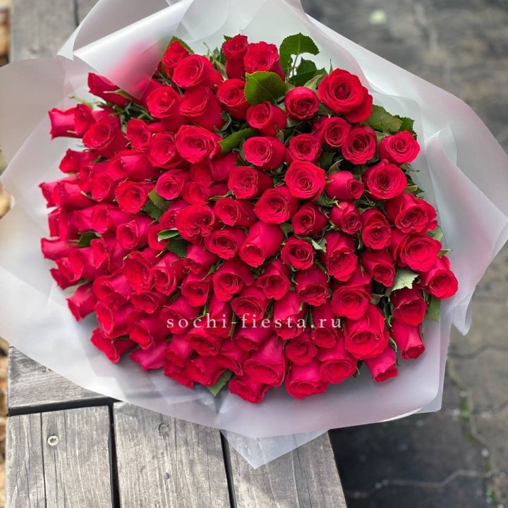 101 красная роза Лолита в Владикавказе
