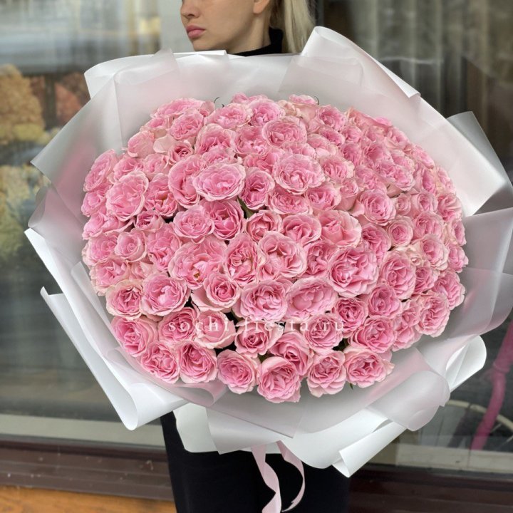 101 нежно-розовая роза в Владикавказе