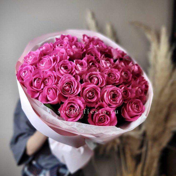 35 розовых роз  в Владикавказе