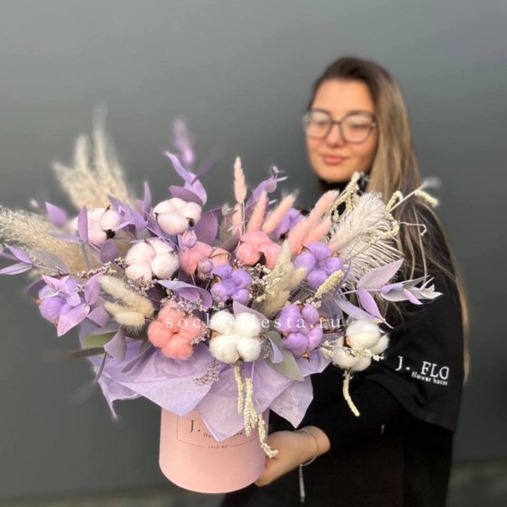 Авторский бокс с сухоцветами №4 в Владикавказе