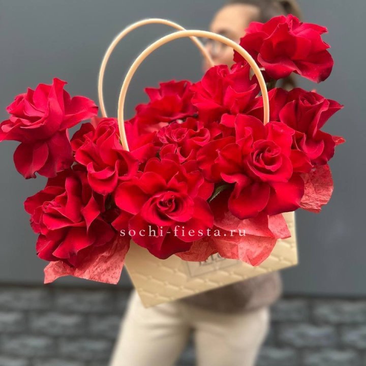 Французские розы в сумочке в Владикавказе