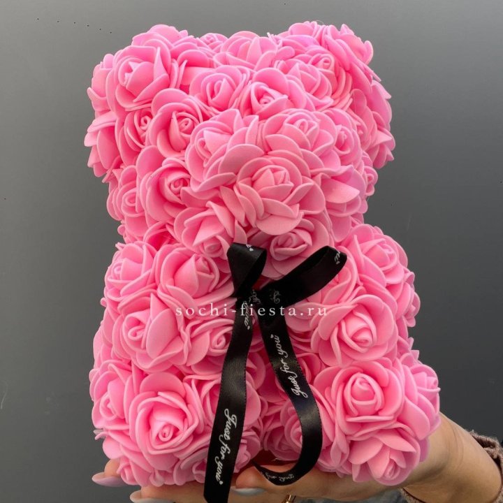 Игрушка медведь из розовых роз в Владикавказе