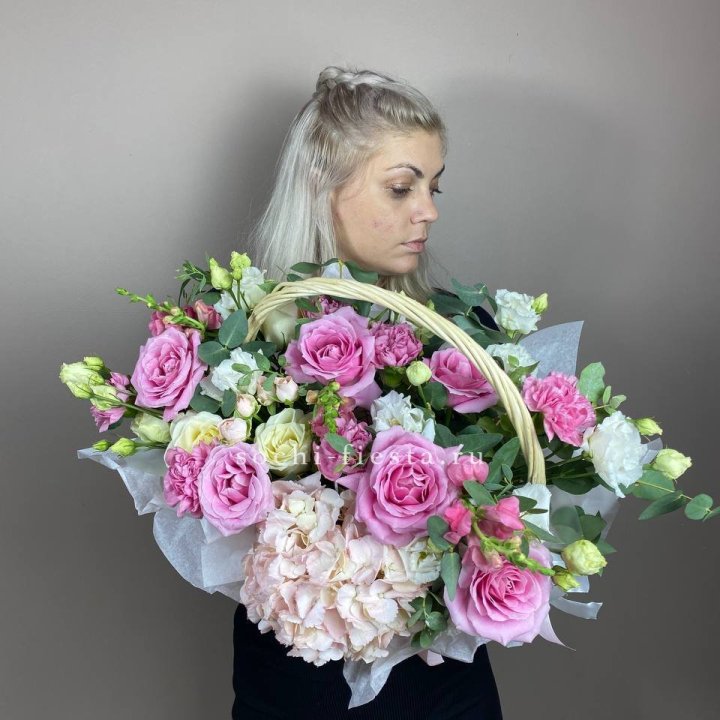 Цветочная корзина № 5 в Владикавказе