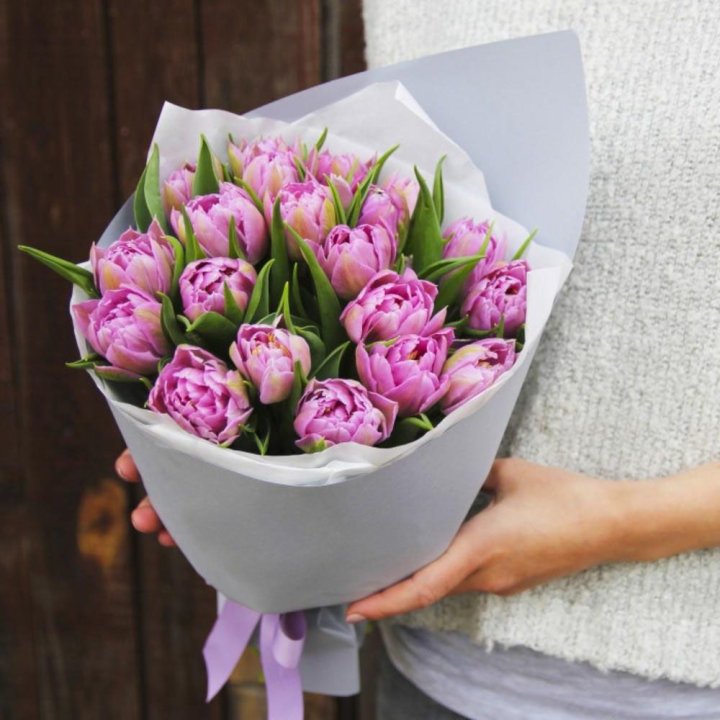 Букет пионовидных тюльпанов в Владикавказе