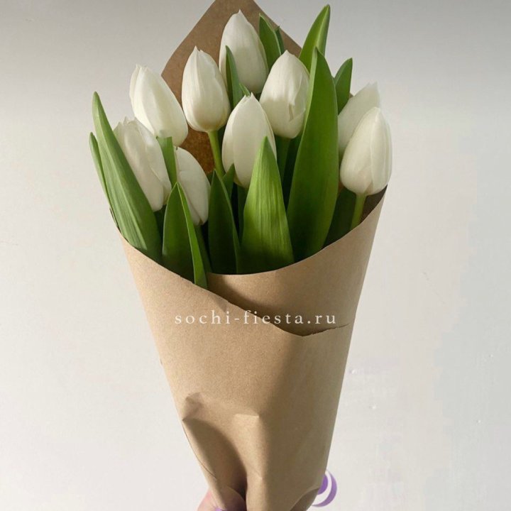 Букет белых тюльпанов в Владикавказе