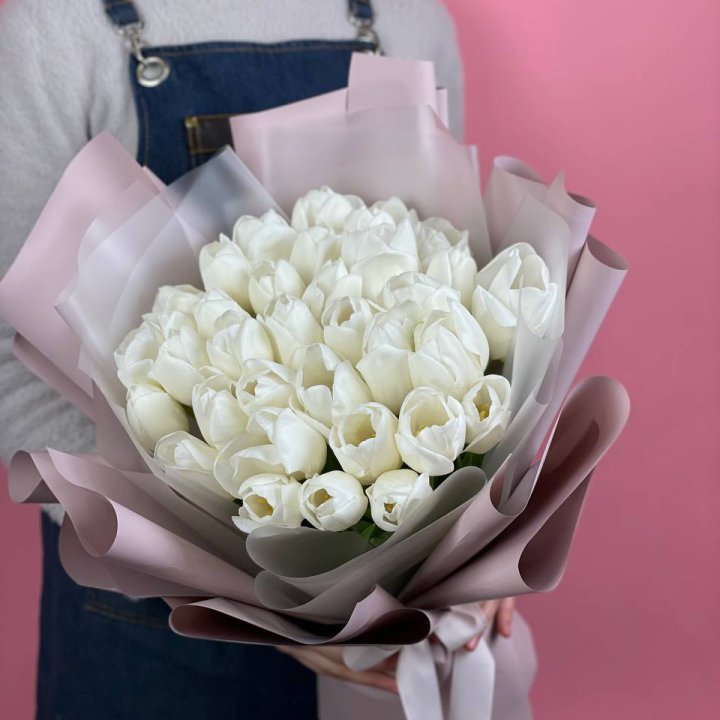 Букет белых тюльпанов "Пур-пур" в Владикавказе