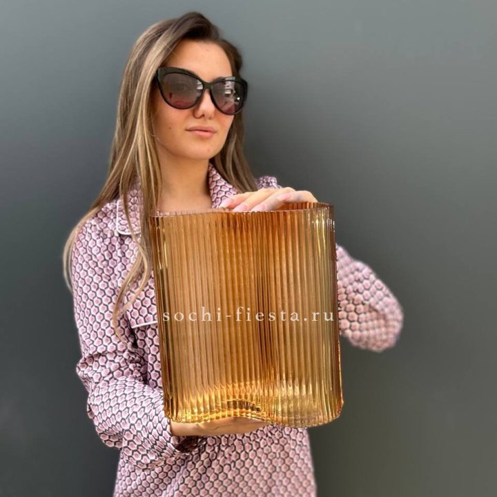 Стеклянная ваза №7 в Владикавказе